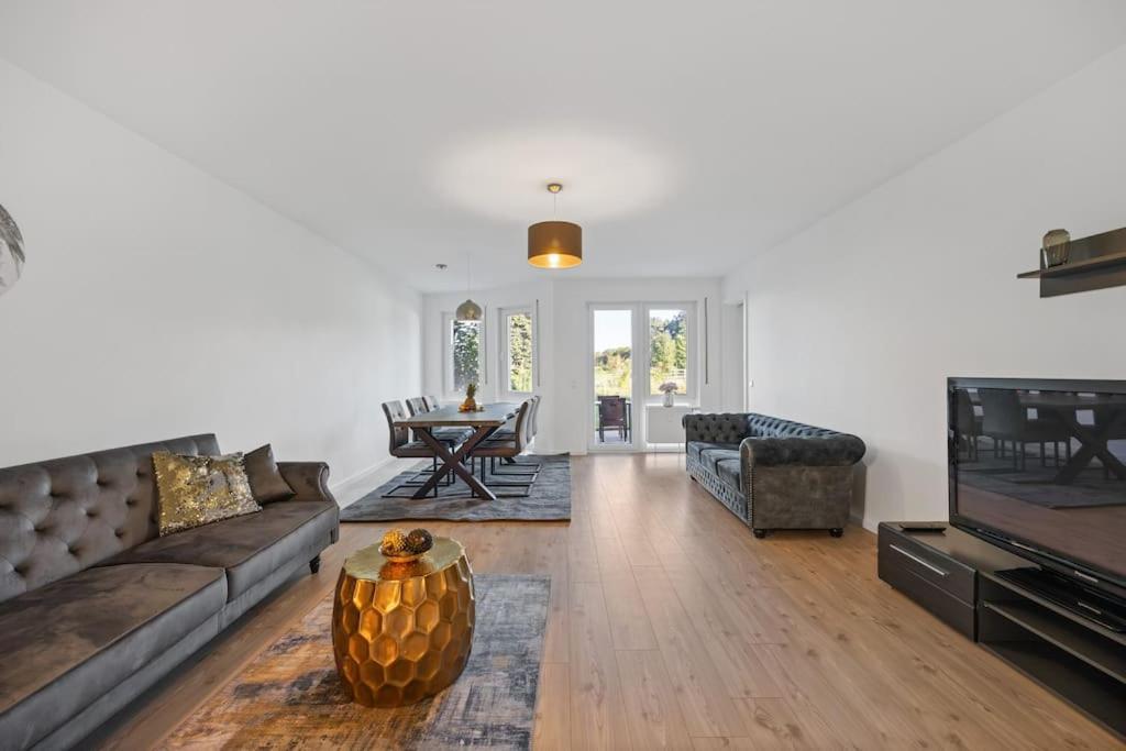 3 Zimmer Eg Wohnung Direkt Am Kurpark Bad Aibling Esterno foto
