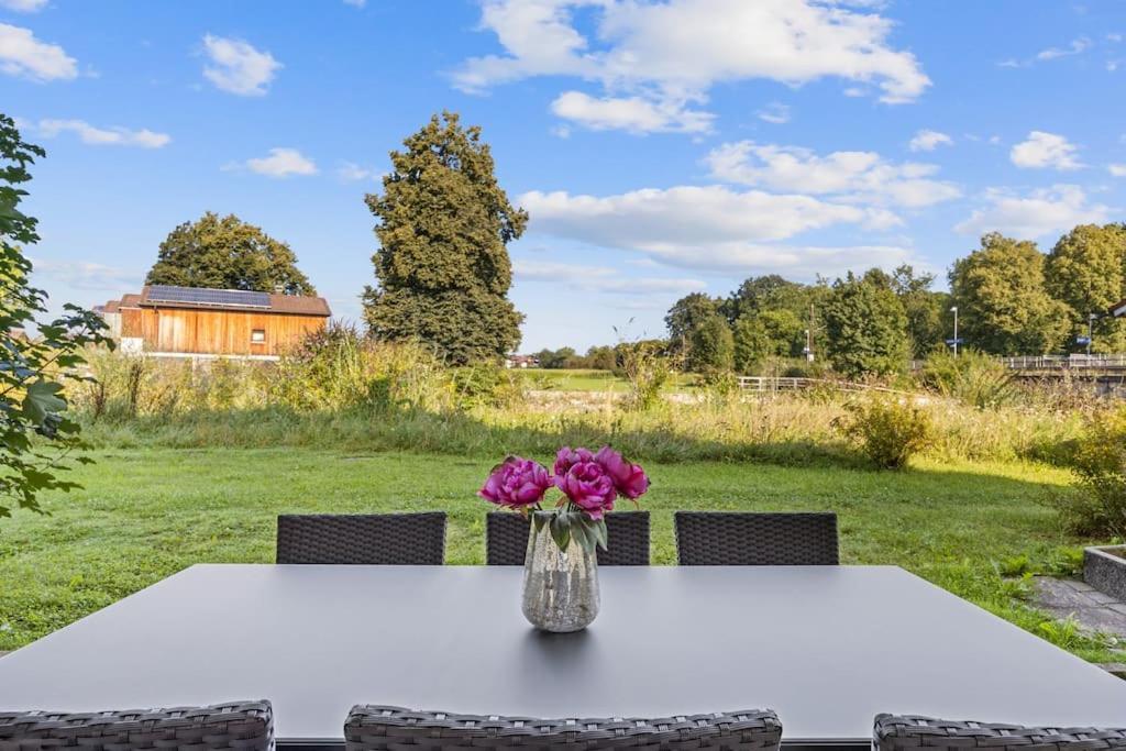 3 Zimmer Eg Wohnung Direkt Am Kurpark Bad Aibling Esterno foto